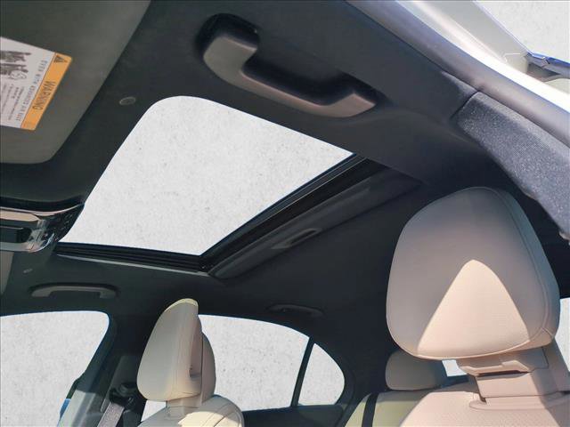 Used 2024 Mercedes-Benz C 300 Sedan image 15