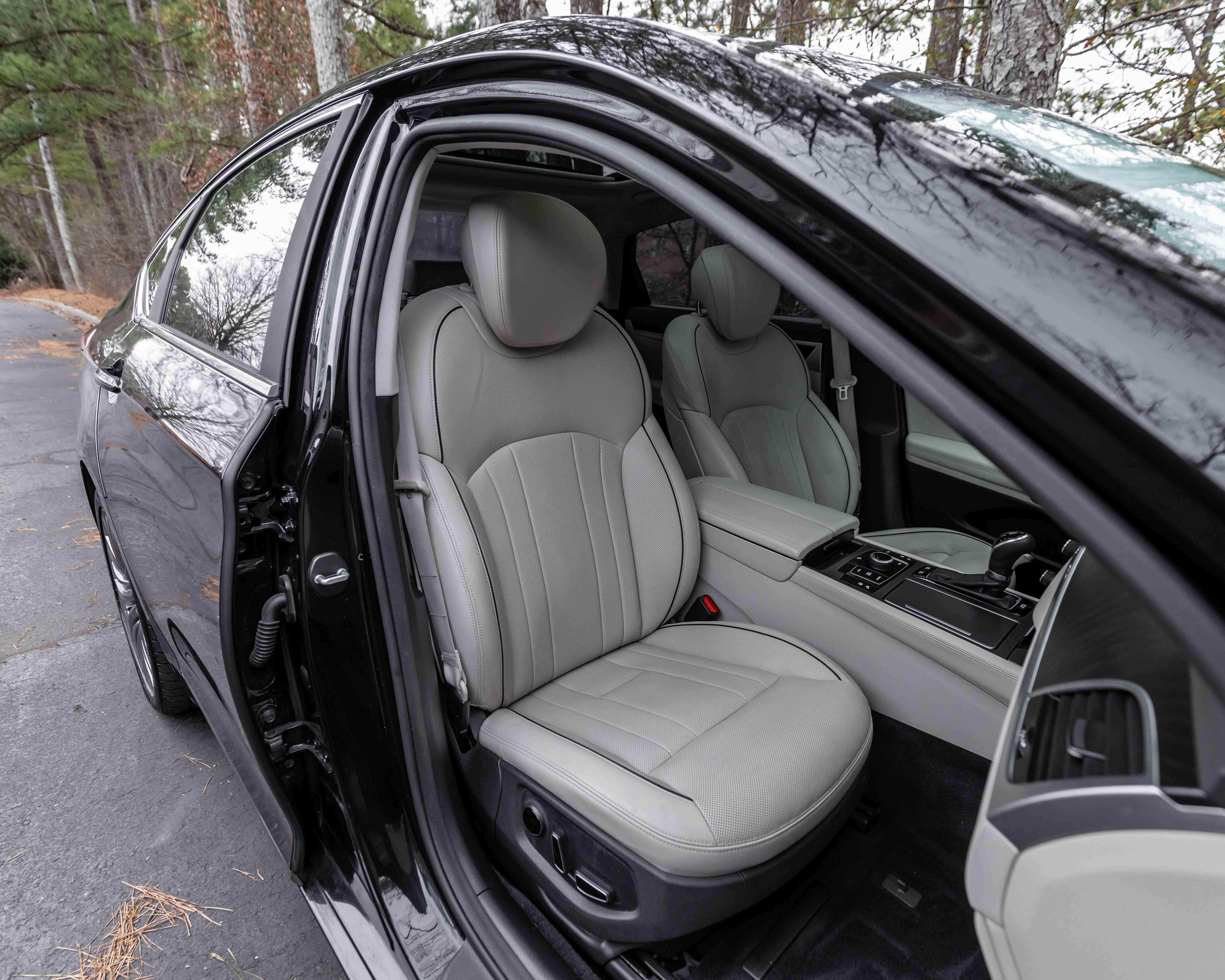 Used 2017 Genesis G80 5.0 Ultimate image 13