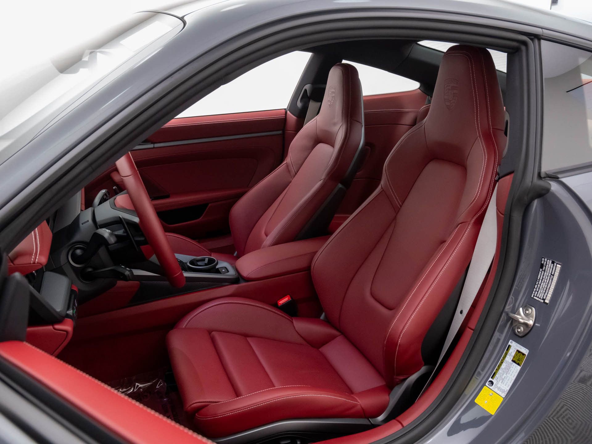 Certified 2025 Porsche 911 Carrera image 5