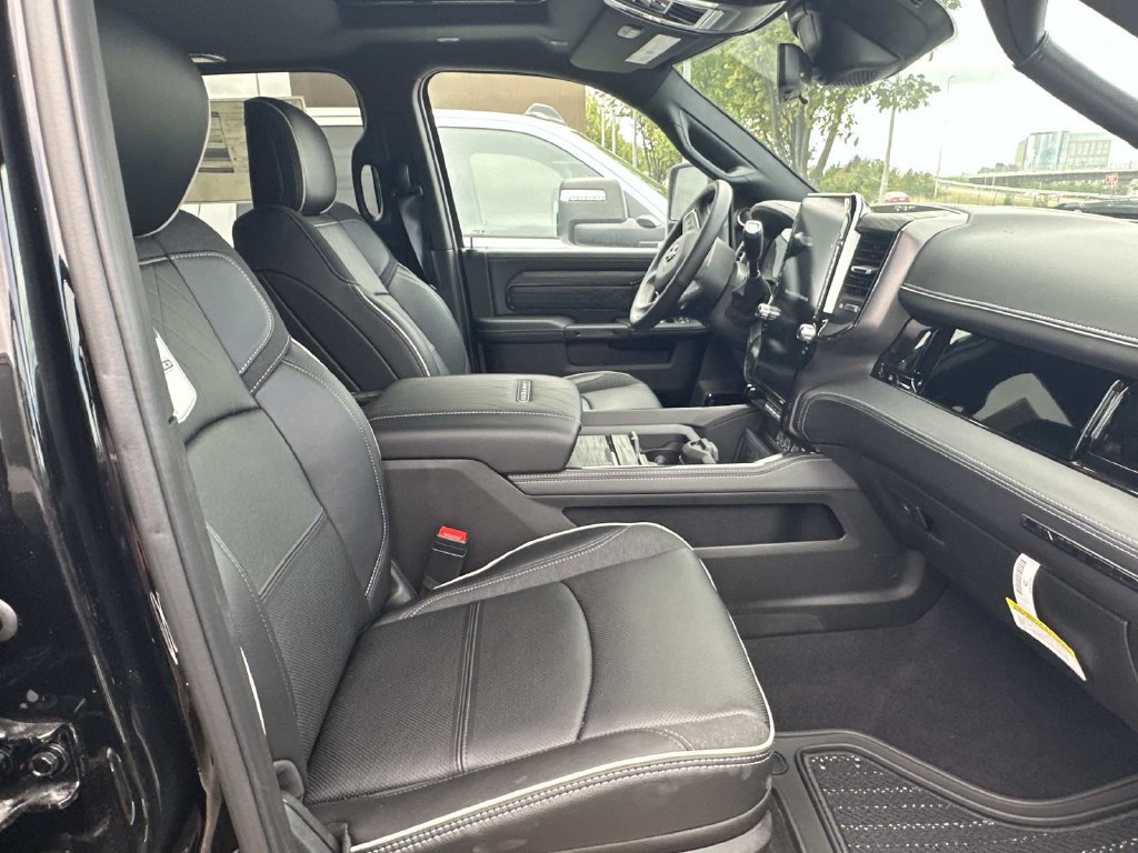 New 2026 RAM 3500 Limited AWD/4WD image 13