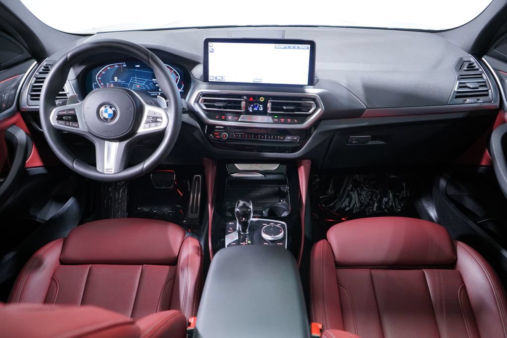 Used 2024 BMW X4 xDrive30i AWD/4WD image 14