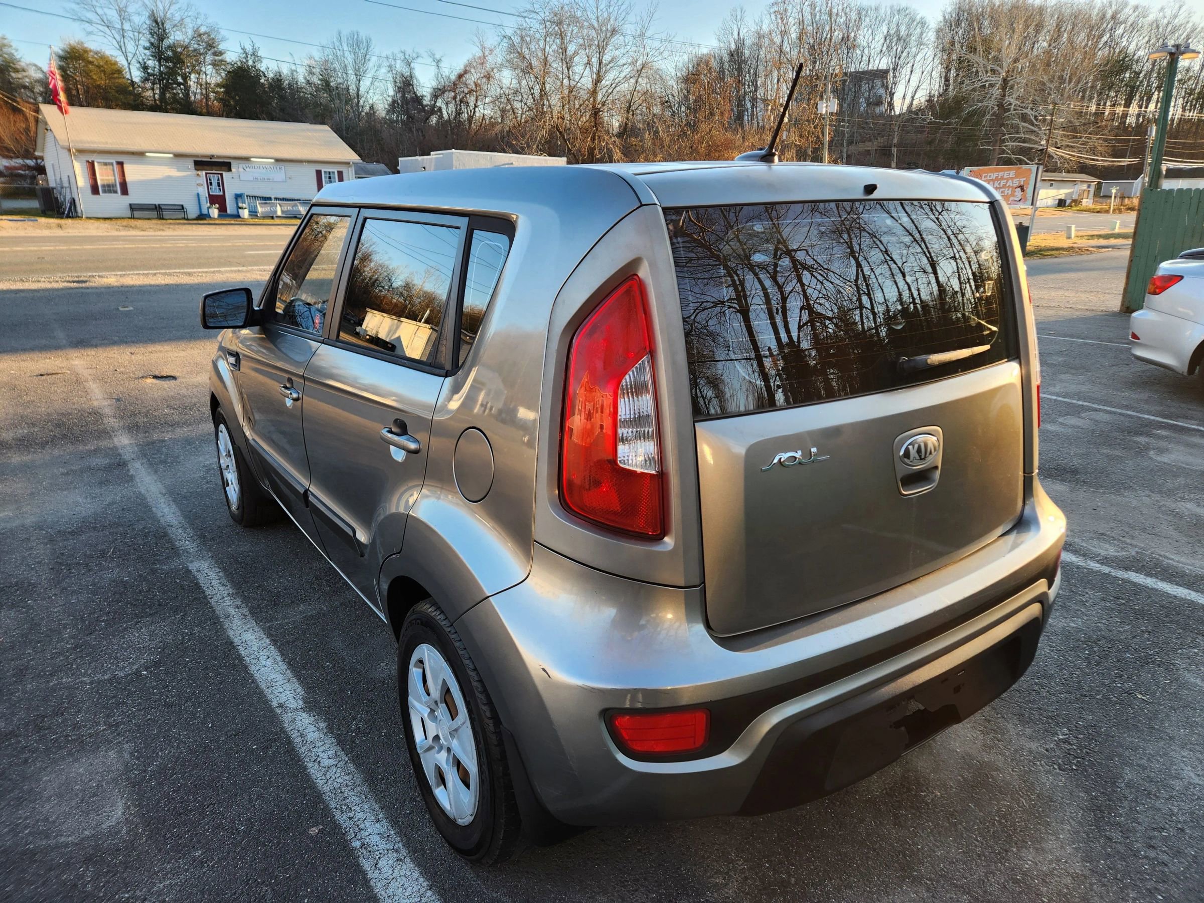 Used 2013 Kia Soul image 9