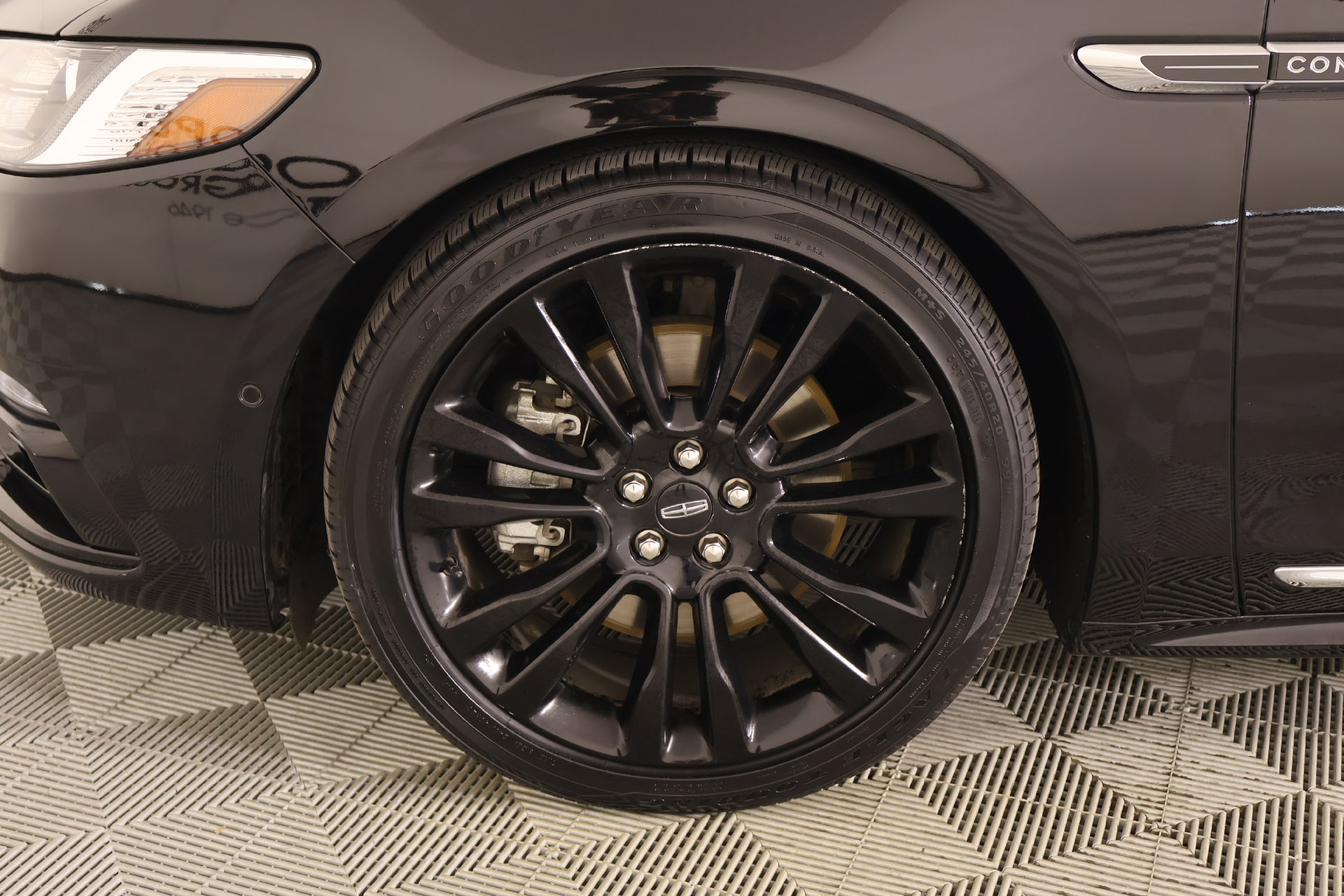 Used 2020 Lincoln Continental Reserve FWD image 18