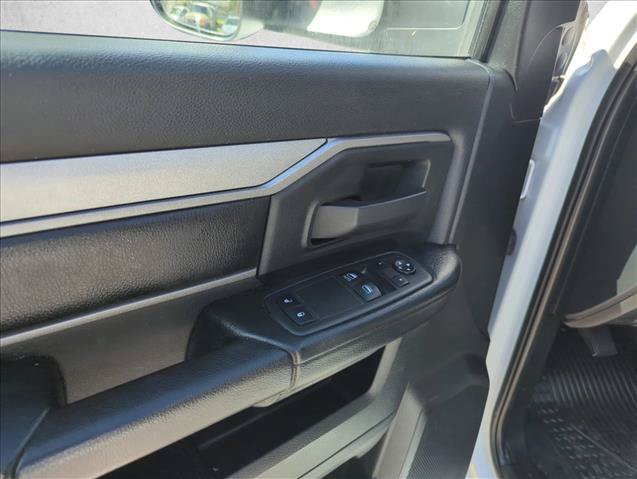 Used 2021 RAM 3500 Tradesman w/ Chrome Appearance Group AWD/4WD image 12