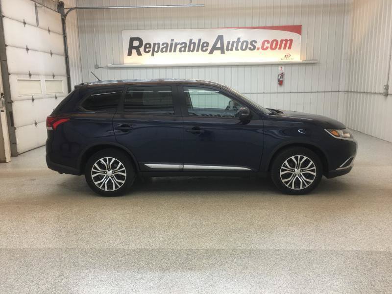 Used 2016 Mitsubishi Outlander SE AWD/4WD image 6