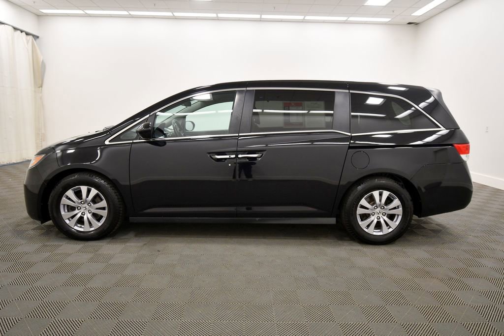 Used 2016 Honda Odyssey SE image 4