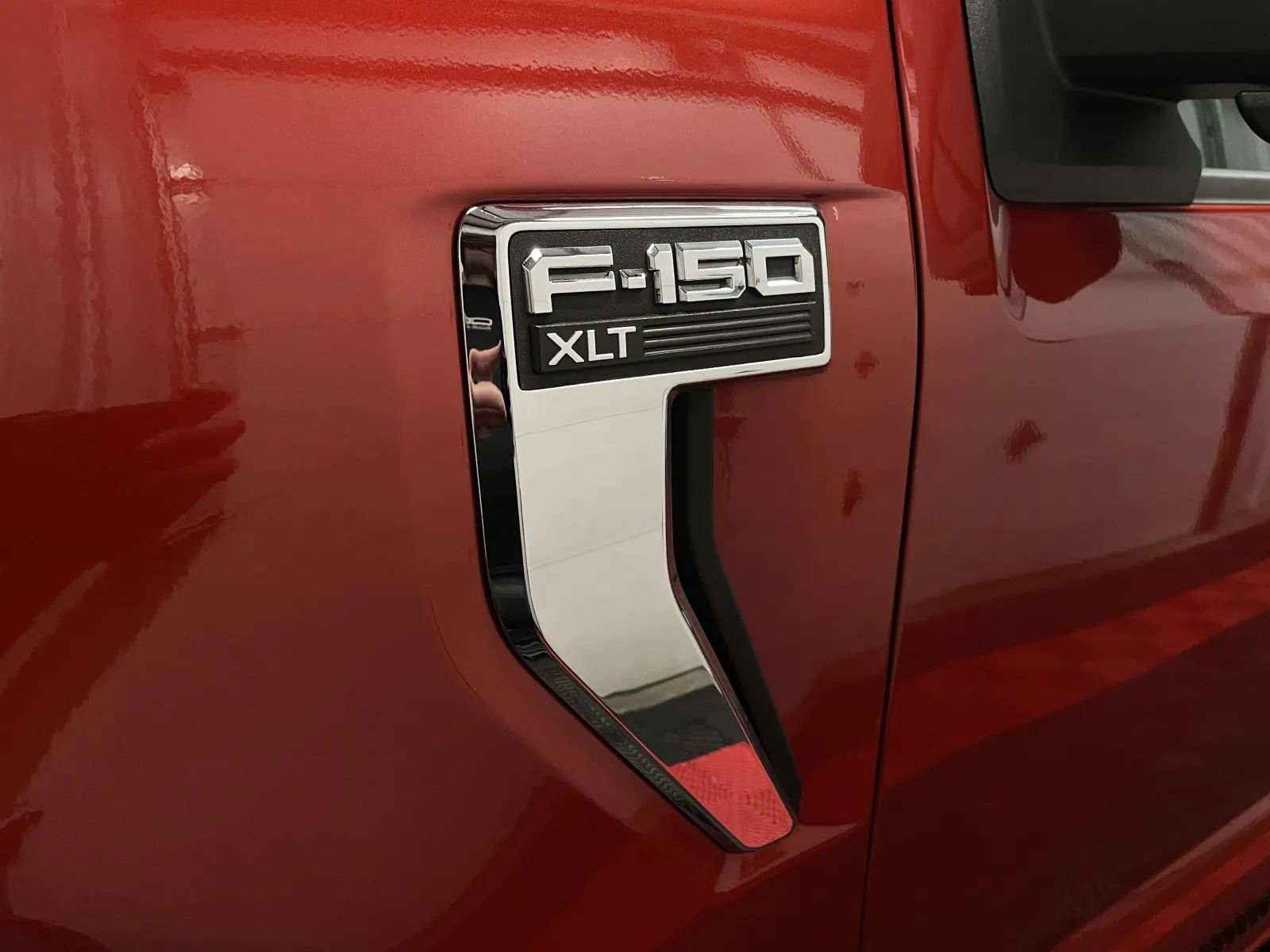 Used 2023 Ford F150 XLT w/ Equipment Group 301A Mid image 9
