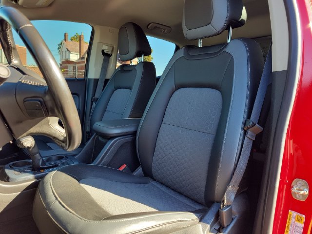 Used 2018 Chevrolet Colorado Z71 AWD/4WD image 24