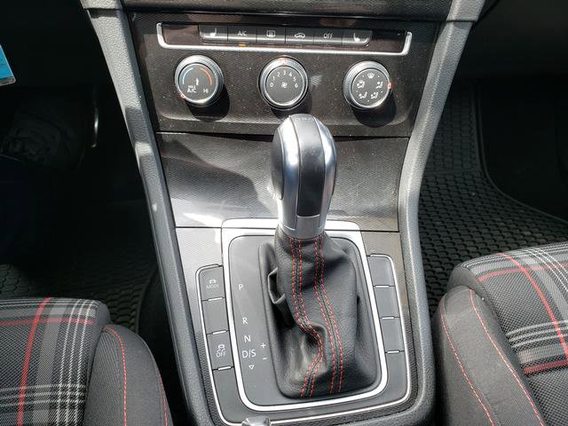 Used 2015 Volkswagen GTI S FWD image 25
