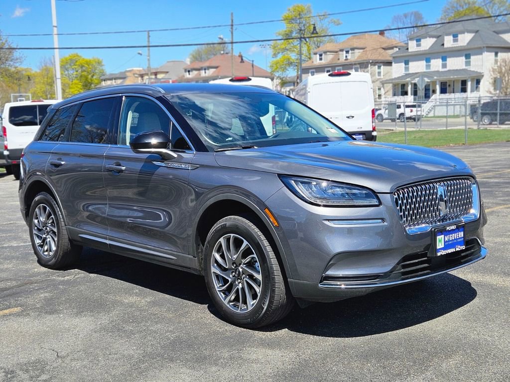 Used 2022 Lincoln Corsair AWD w/ Equipment Group 101A image 7