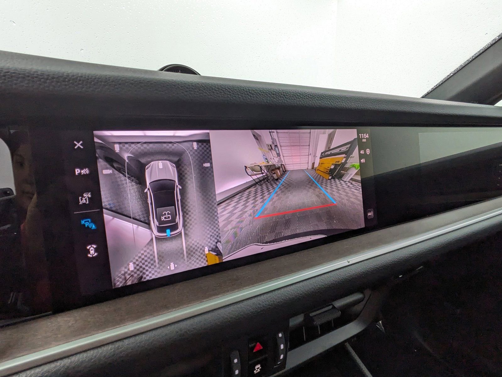 Used 2025 Porsche Cayenne S image 15