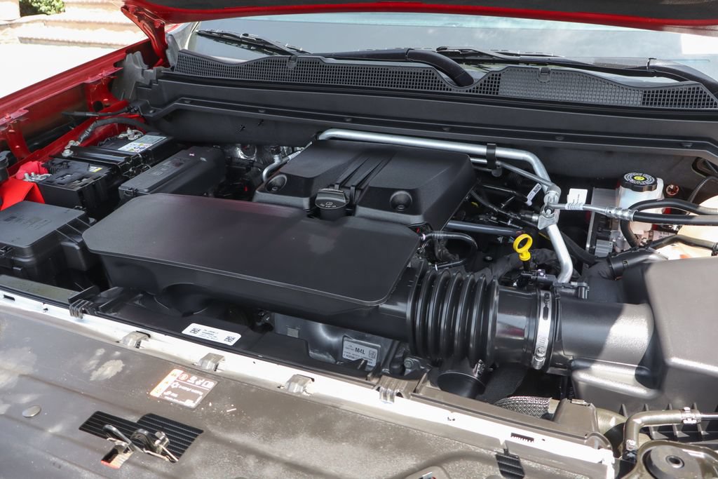 Used 2025 GMC Canyon Elevation w/ Convenience Package RWD image 14