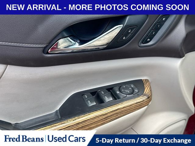 Used 2019 GMC Acadia Denali w/ Technology Package AWD/4WD image 8