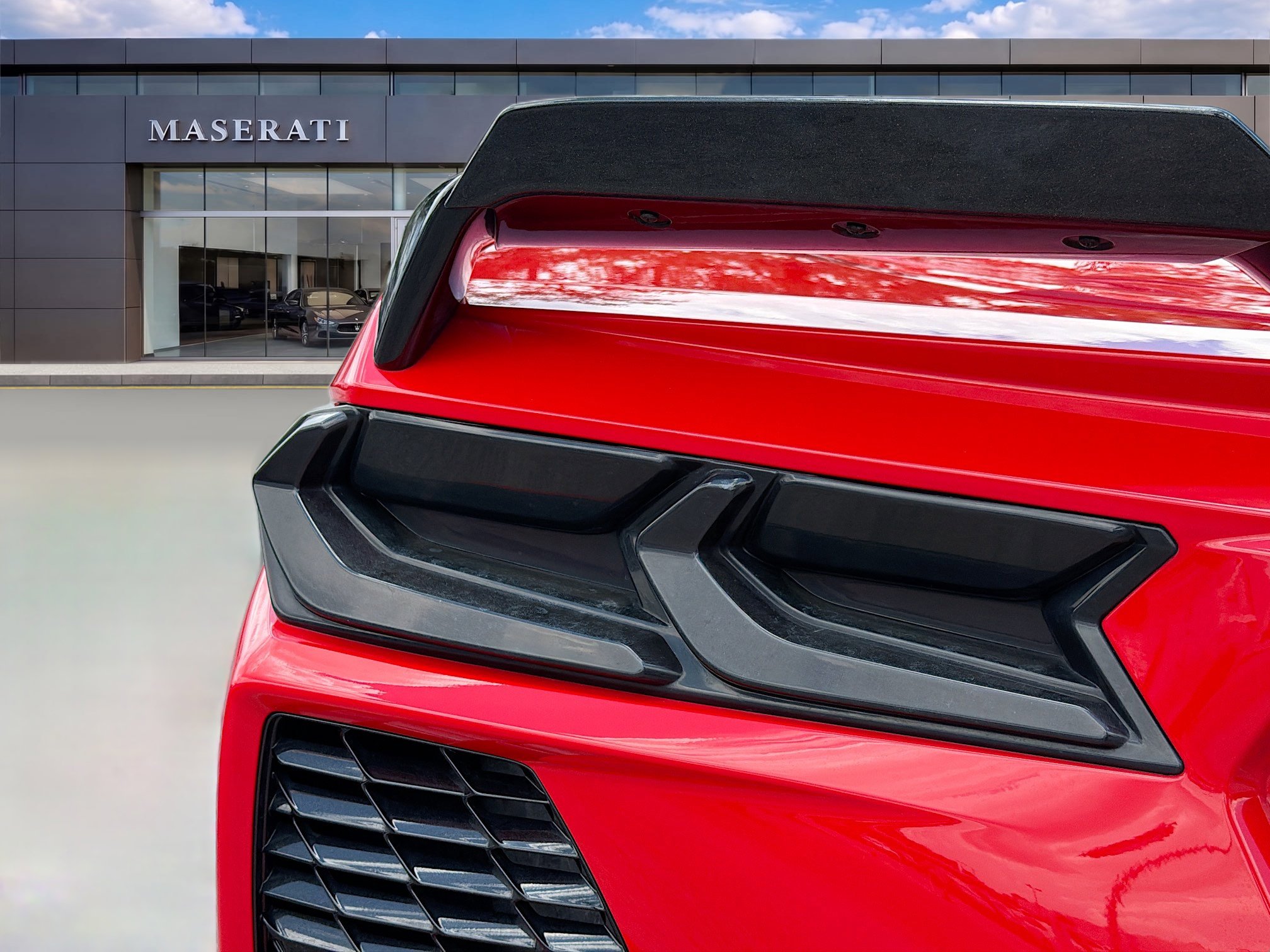Used 2021 Chevrolet Corvette Stingray Convertible w/ Z51 Performance Package RWD image 10