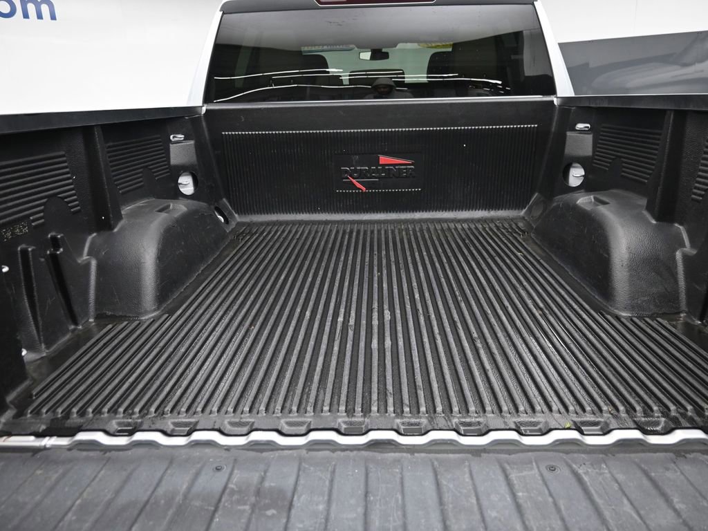 Used 2020 Chevrolet Silverado 1500 LT image 9