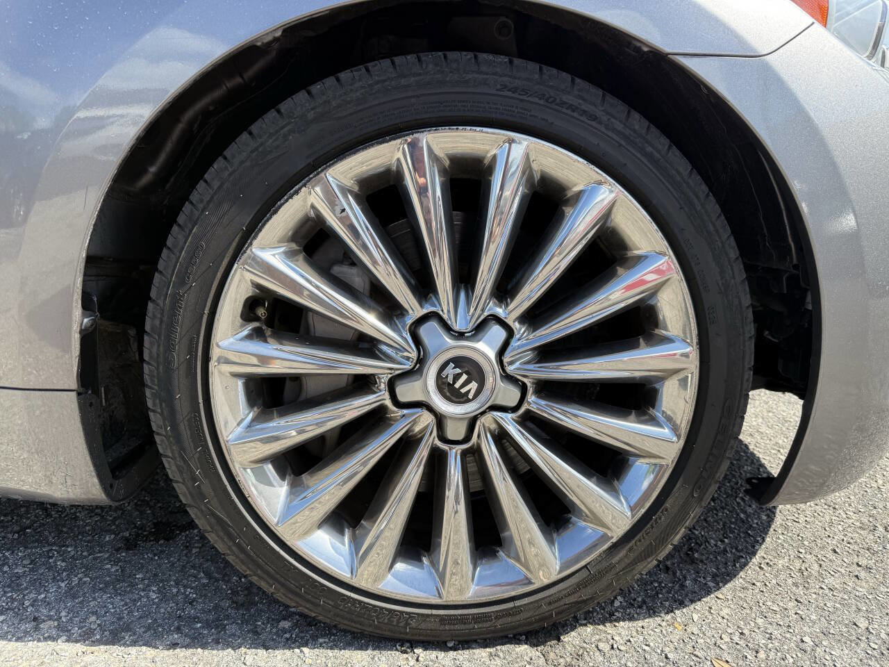 Used 2015 Kia K900 Luxury RWD image 27