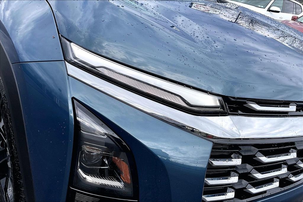 Used 2025 Chevrolet Equinox LT image 27