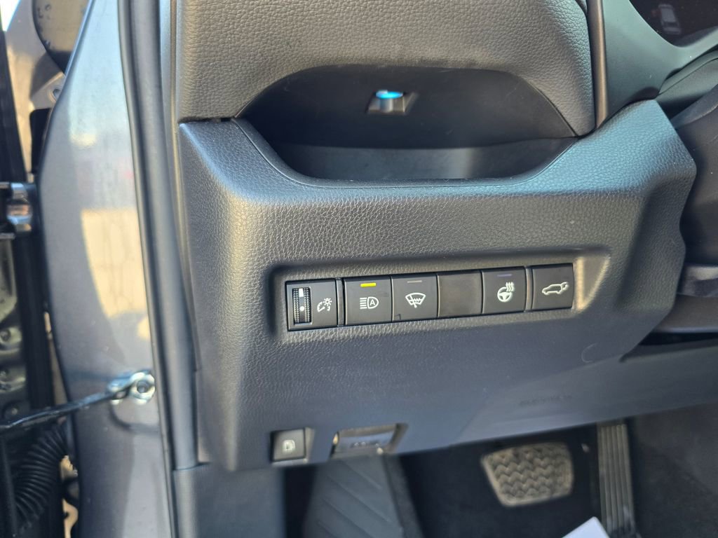 Used 2021 Toyota RAV4 XSE w/ XSE Grade Weather Package image 28