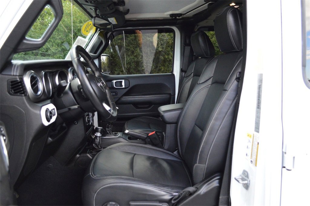 Used 2020 Jeep Wrangler Unlimited Sahara image 13