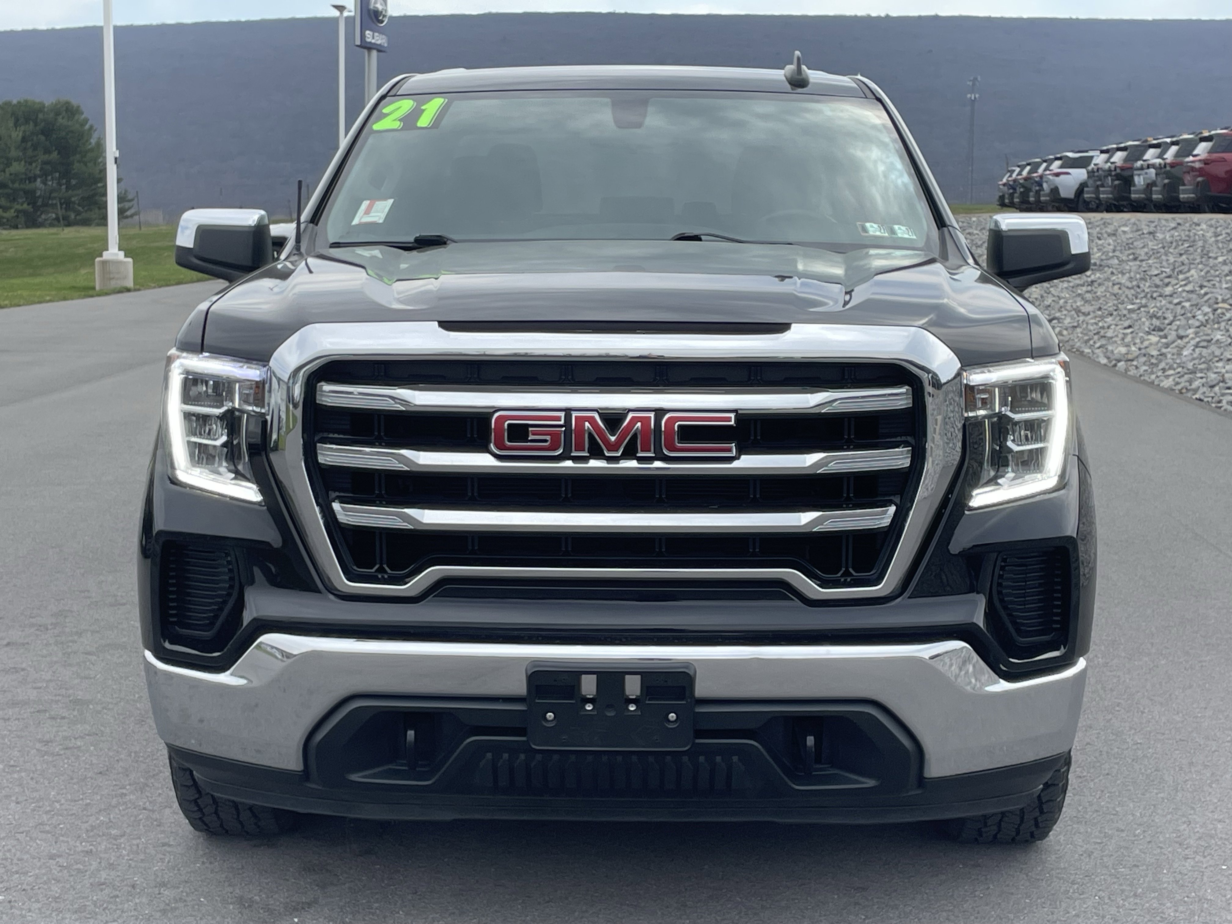 Used 2021 GMC Sierra 1500 SLE image 9