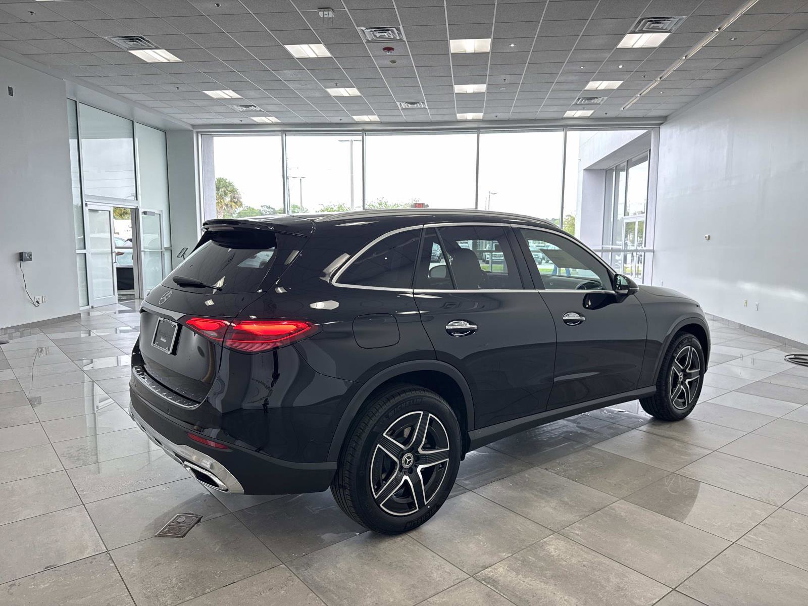 New 2026 Mercedes-Benz GLC 300 image 5