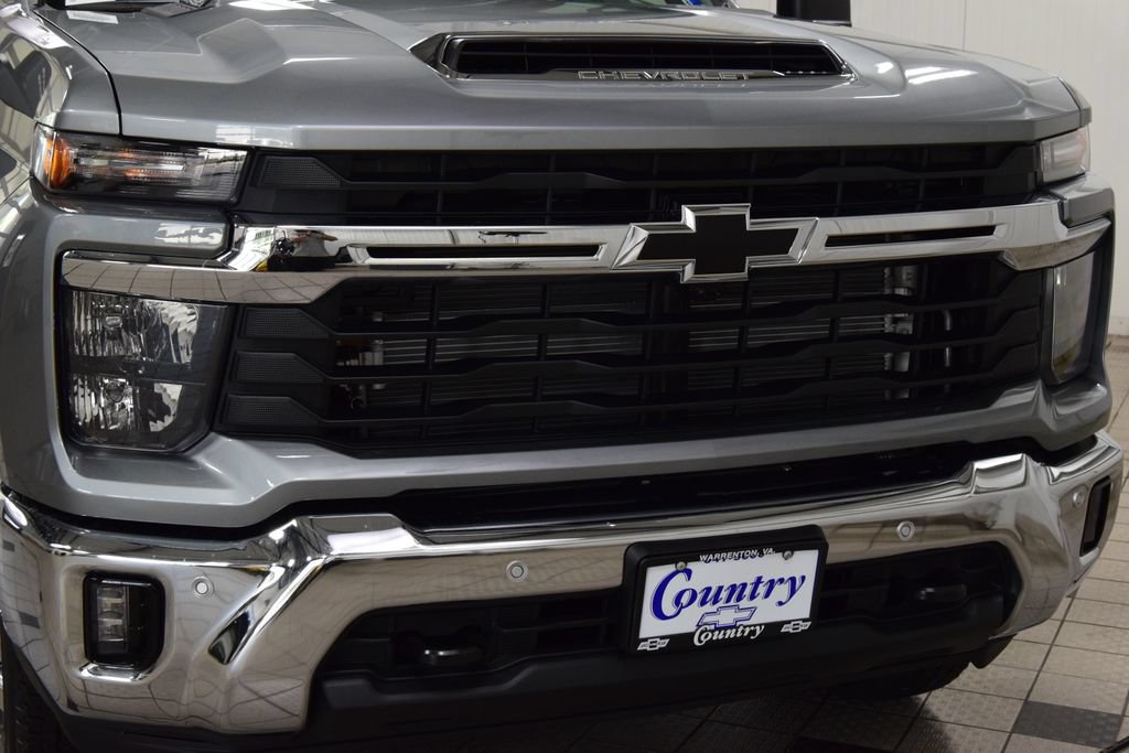 New 2026 Chevrolet Silverado 3500 LT w/ All Star Edition AWD/4WD image 13