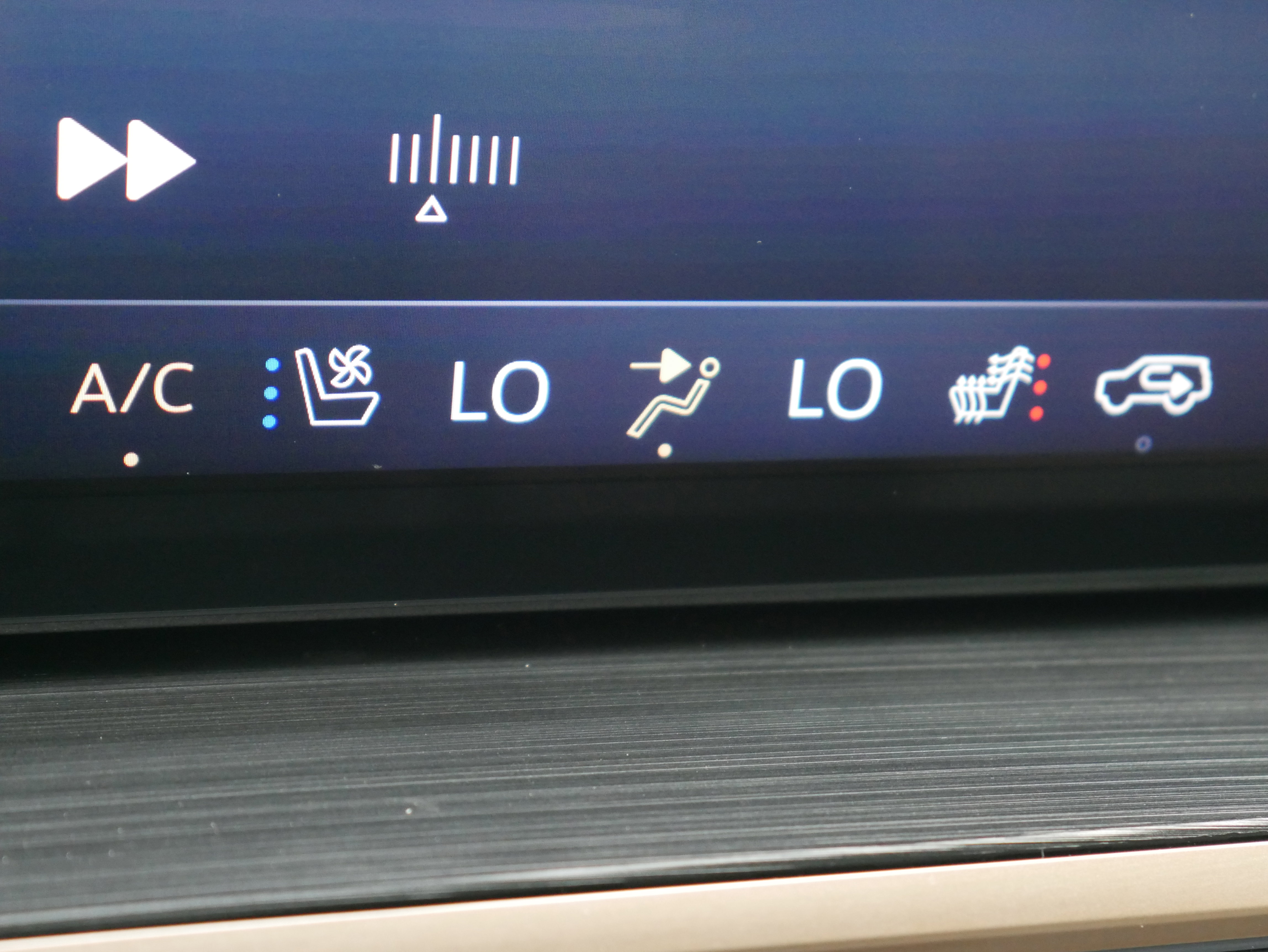 Certified 2024 Buick Envision Avenir image 19