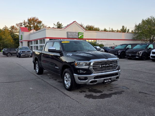 Used 2024 RAM 1500 Laramie AWD/4WD image 32