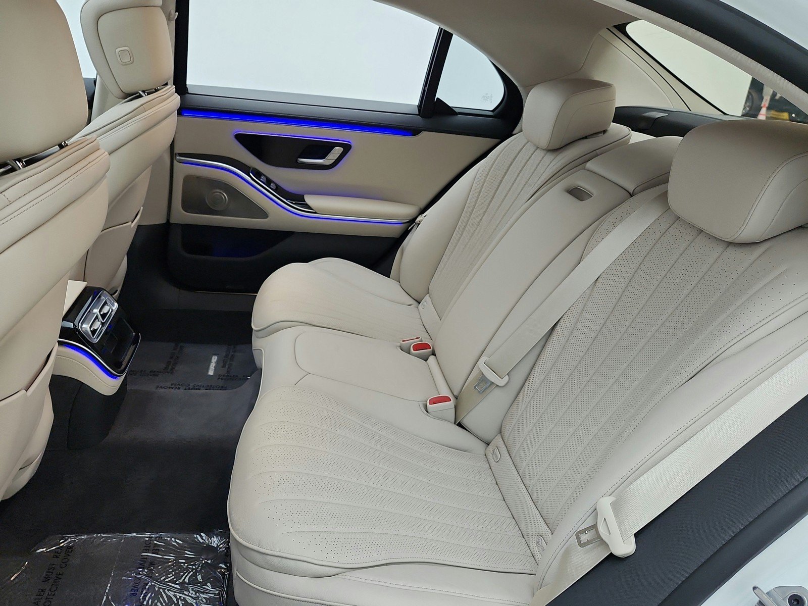 Used 2023 Mercedes-Benz S 500 4MATIC image 16