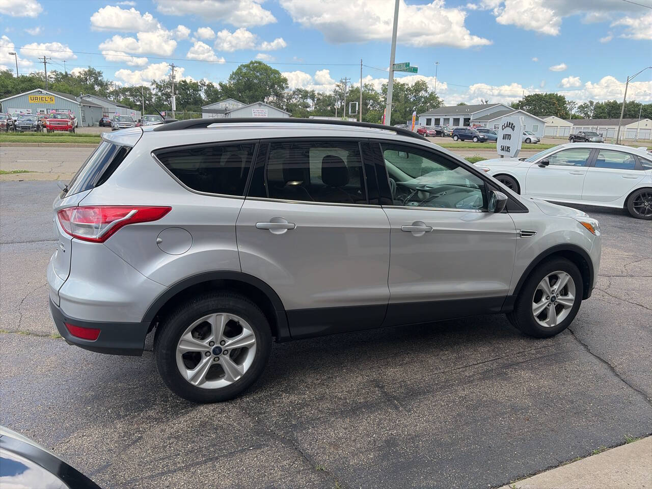 Used 2015 Ford Escape SE w/ Equipment Group 201A AWD/4WD image 4