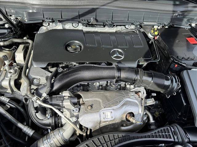 Used 2023 Mercedes-Benz GLB 250 4MATIC image 22