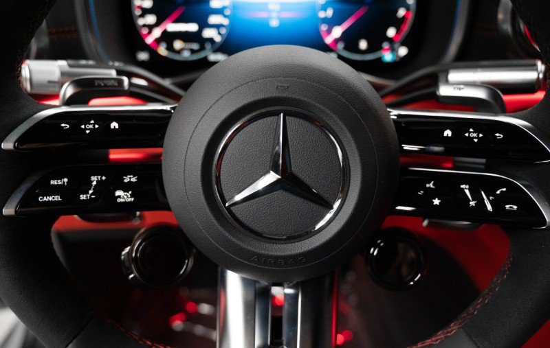 New 2026 Mercedes-Benz SL 63 AMG 4MATIC image 21