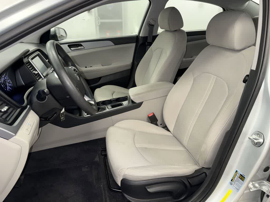 Used 2019 Hyundai Sonata SE FWD image 15