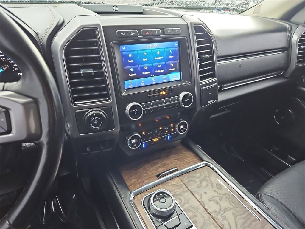 Used 2021 Ford Expedition Max Platinum image 18