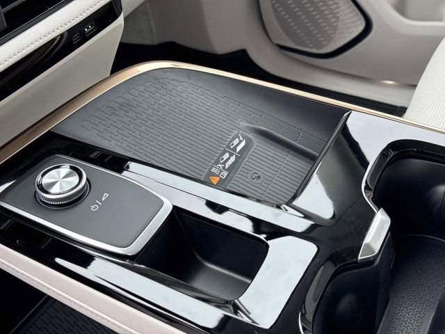 New 2026 Buick Enclave Avenir w/ Super Cruise Package FWD image 29