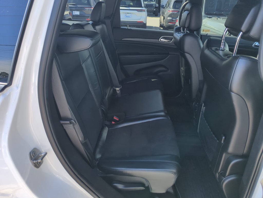 Used 2021 Jeep Grand Cherokee Laredo X AWD/4WD image 32