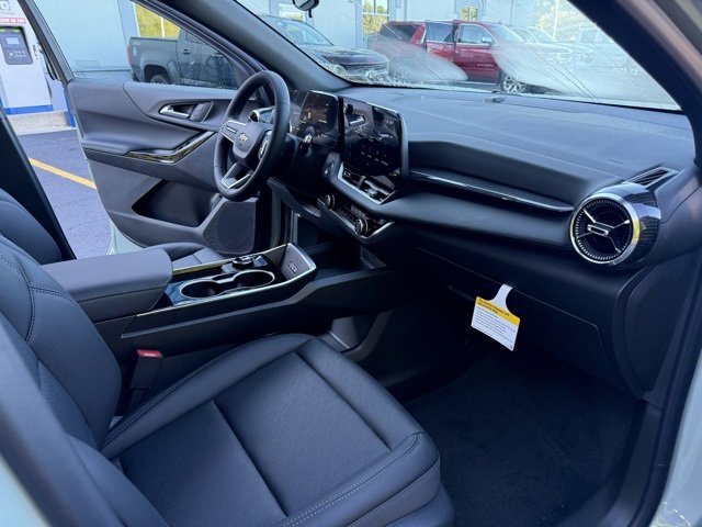 New 2026 Chevrolet Equinox LT w/ Convenience Package II image 10