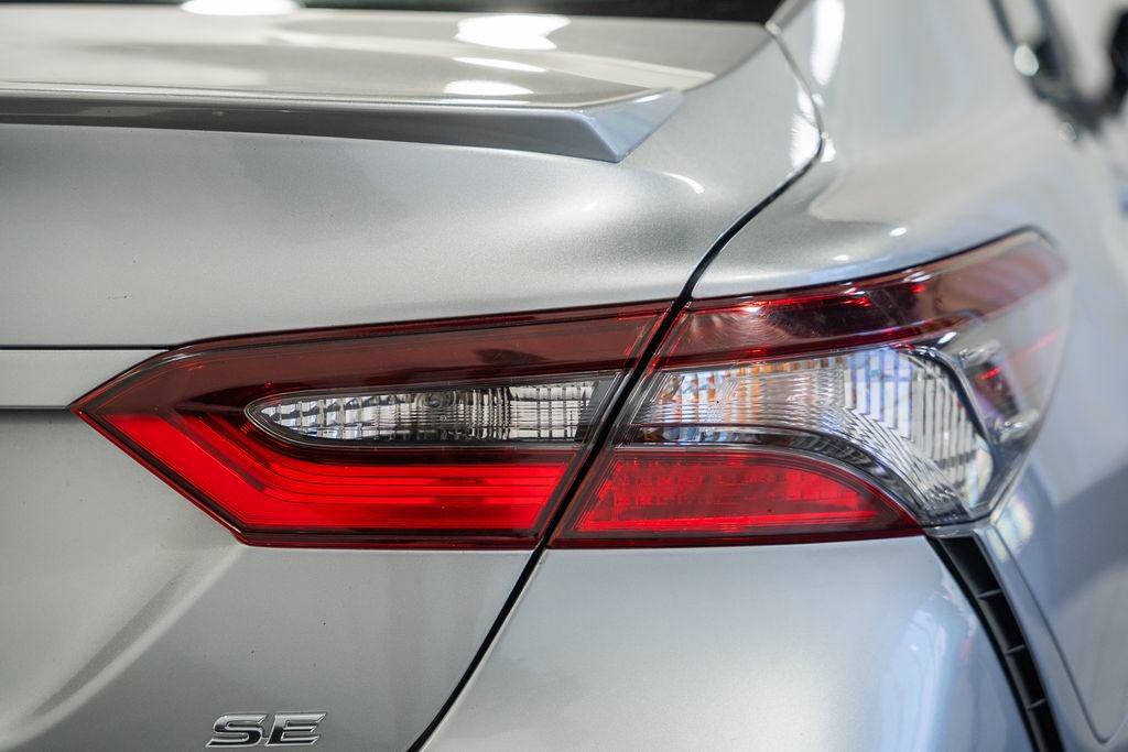 Used 2024 Toyota Camry SE FWD image 6