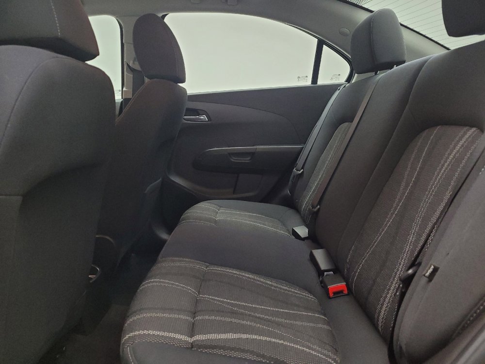 Used 2016 Chevrolet Sonic LT image 18