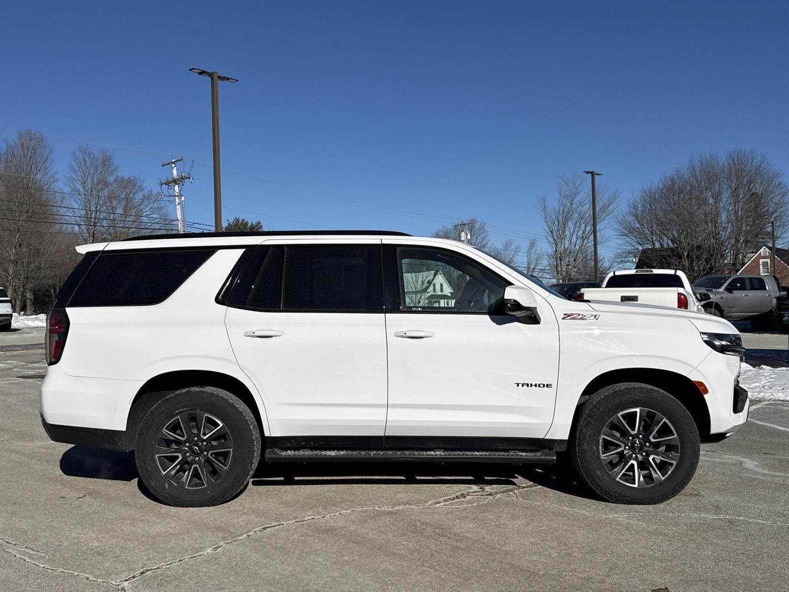 Used 2022 Chevrolet Tahoe Z71 w/ Z71 Off-Road Package AWD/4WD image 6