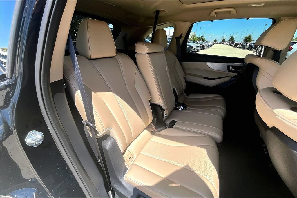 Certified 2023 Acura MDX w/ Technology Package FWD image 32