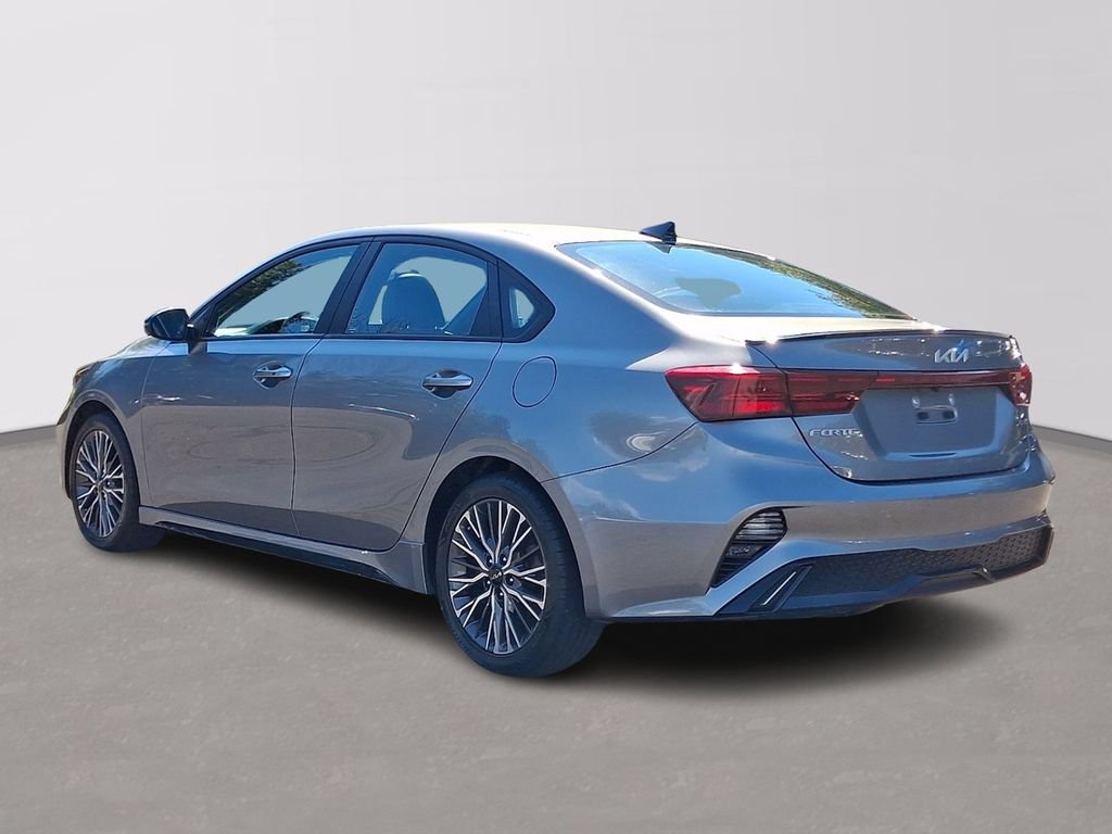 Used 2023 Kia Forte GT-Line w/ GT-Line Premium Package FWD image 4