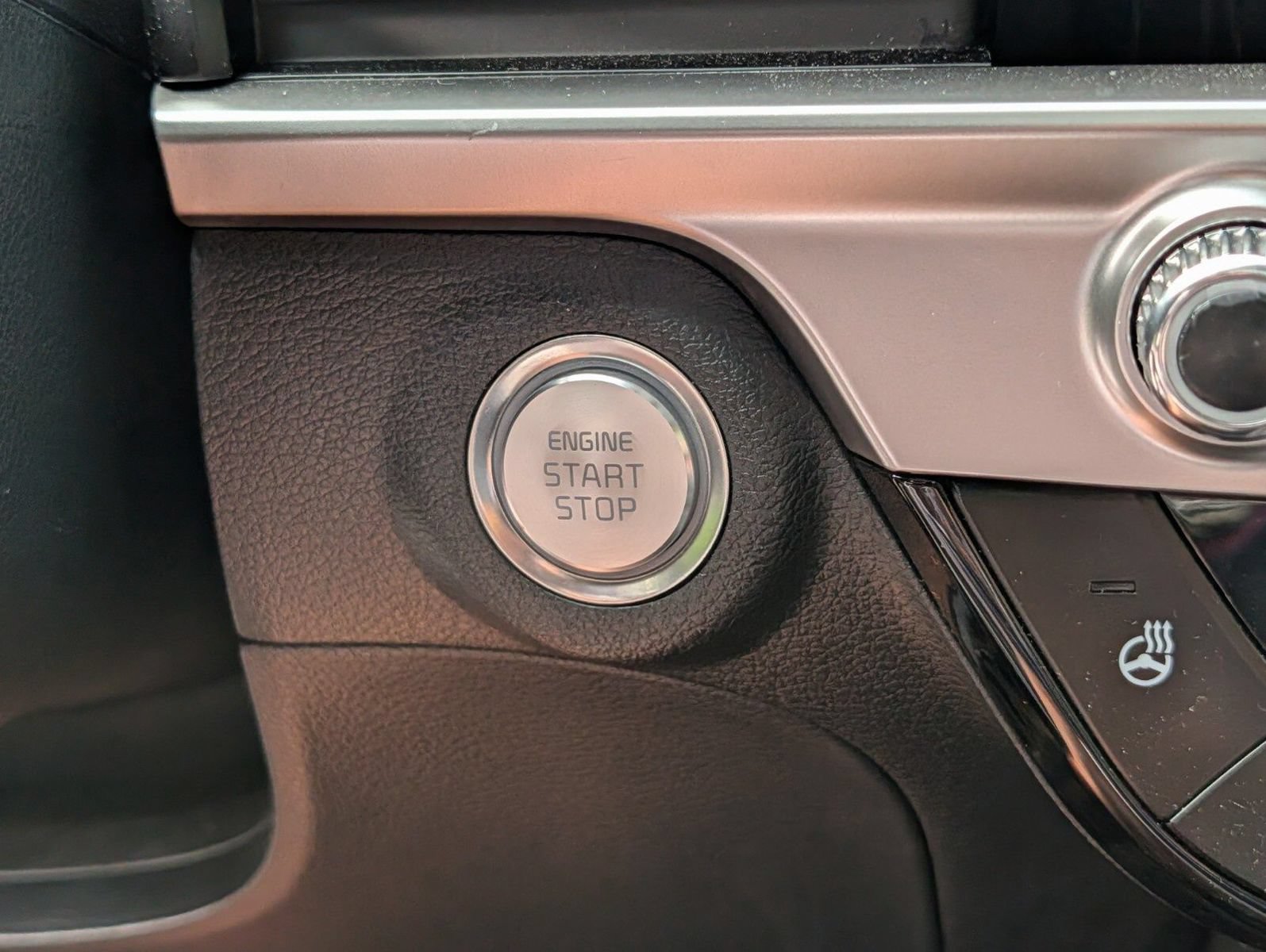 Used 2025 Kia Telluride EX AWD/4WD image 7