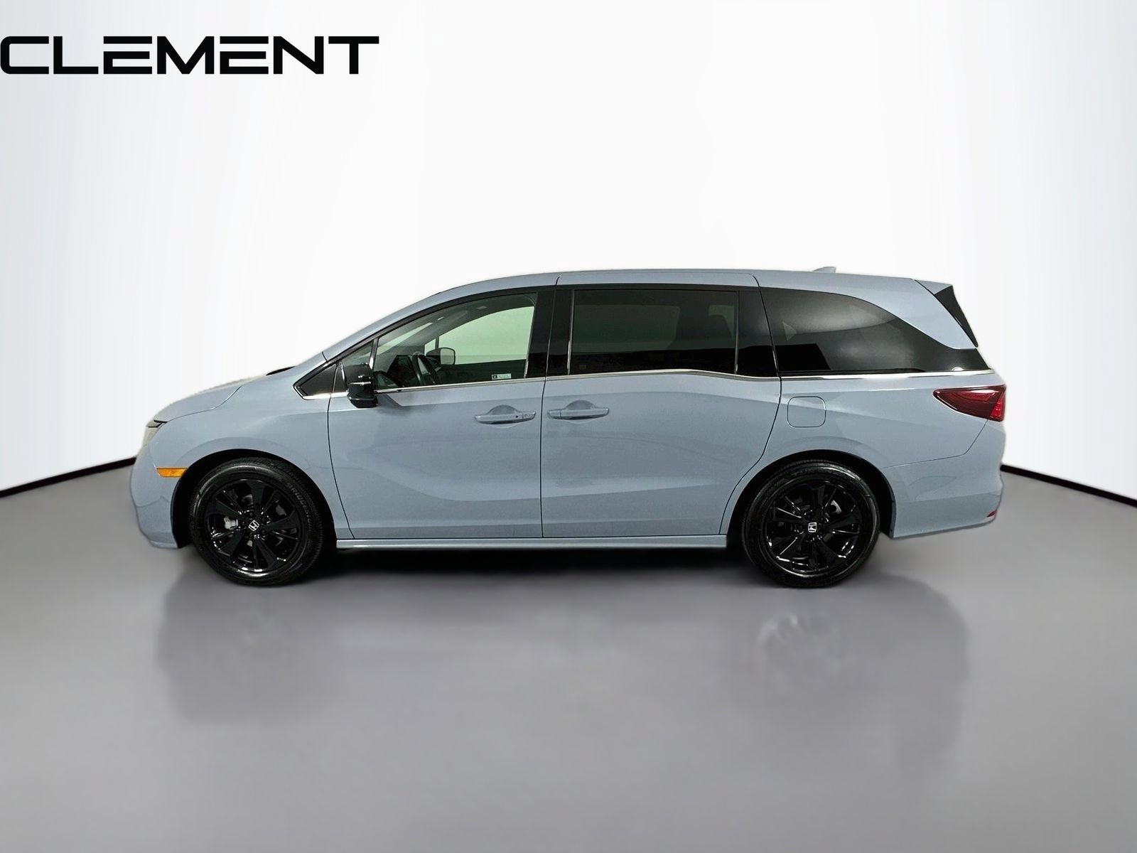 Used 2024 Honda Odyssey Sport image 6