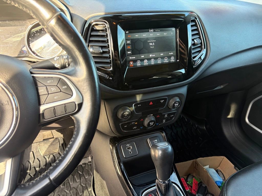 Used 2020 Jeep Compass Latitude image 22