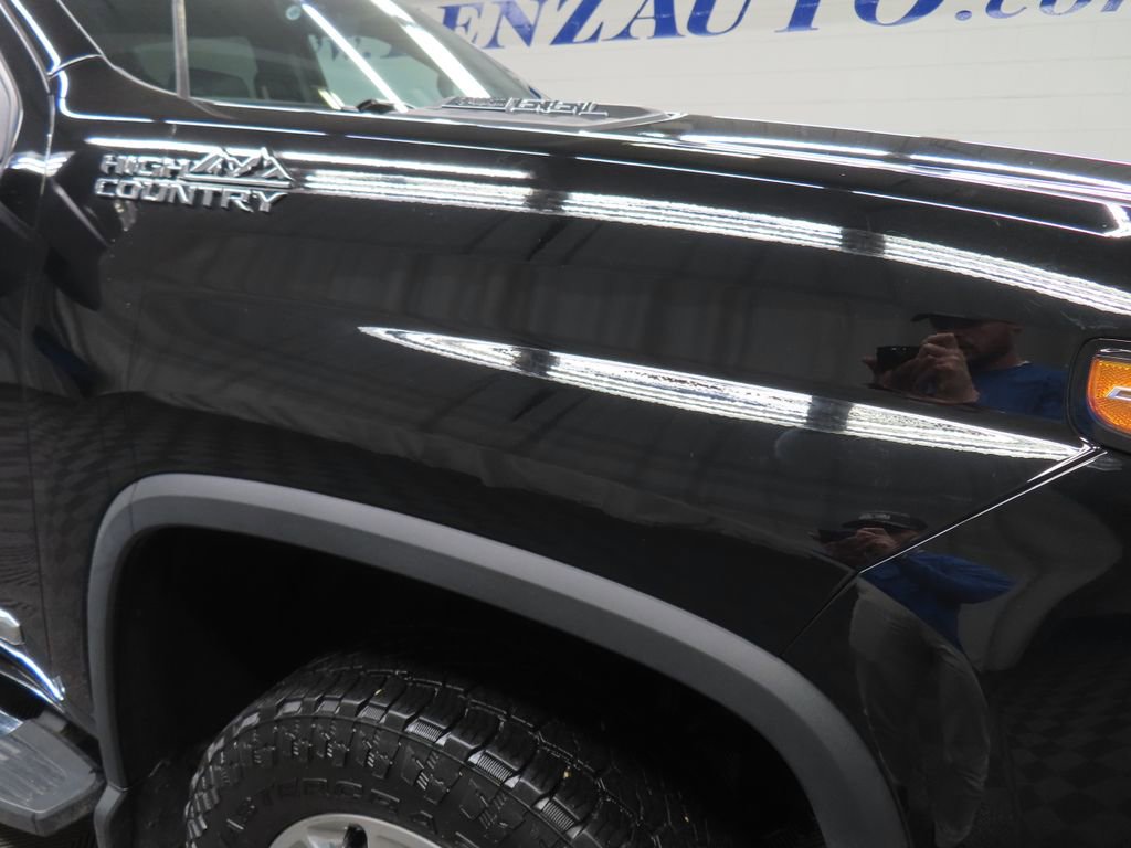 Used 2024 Chevrolet Silverado 2500 High Country w/ High Country Premium Package image 34