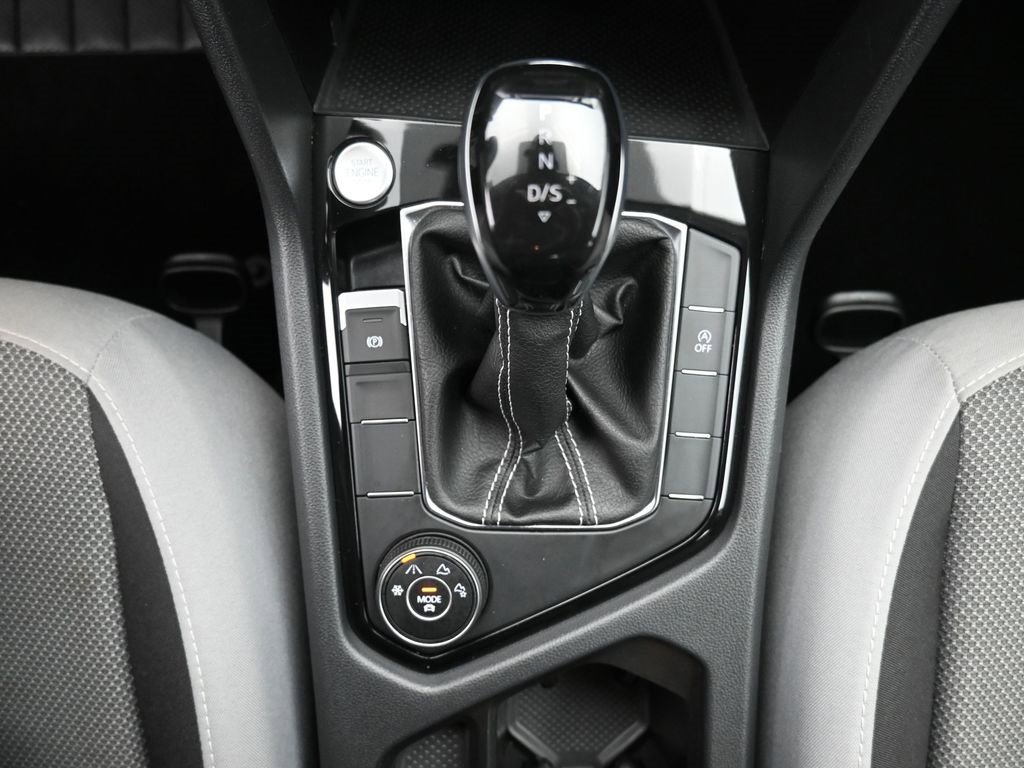 Used 2024 Volkswagen Taos S image 17