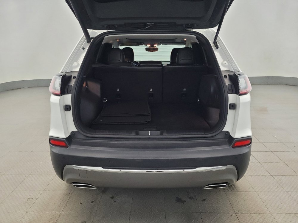 Used 2020 Jeep Cherokee Limited image 29