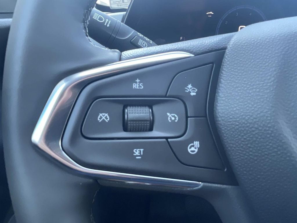 New 2026 Chevrolet Trax LT w/ Driver Confidence Package FWD image 25