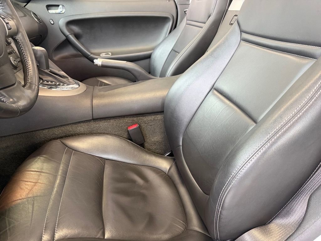 Used 2007 Pontiac Solstice Convertible w/ Premium Package image 13